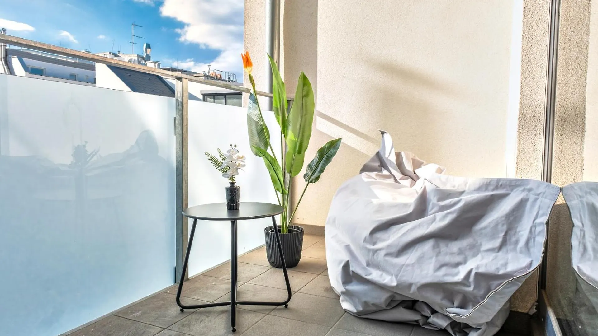 Apartment Long Term Stay I 7 Minutes To Inner City I At Metro Vienna