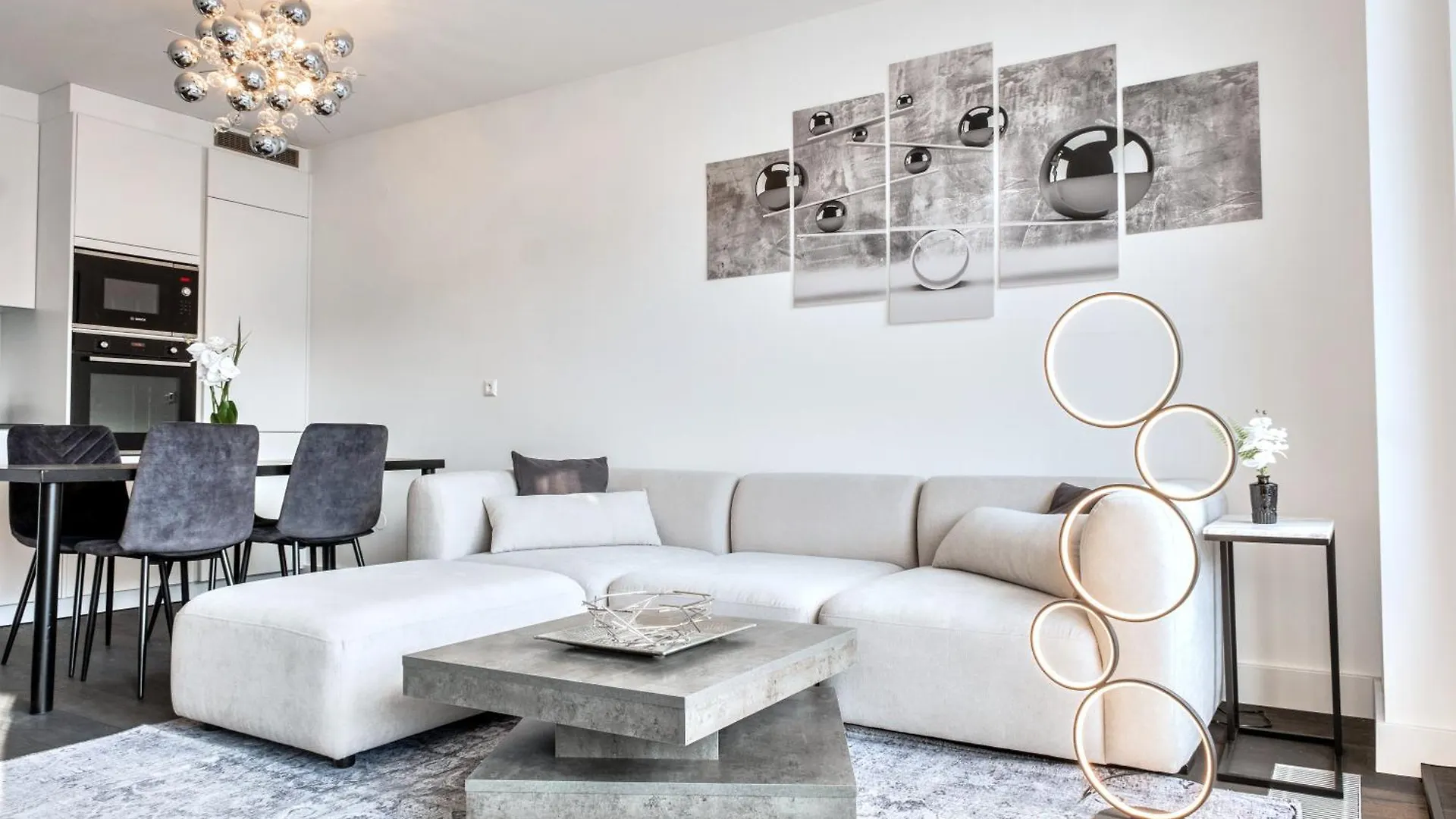Long Term Stay I 7 Minutes To Inner City I At Metro Vienna Apartment