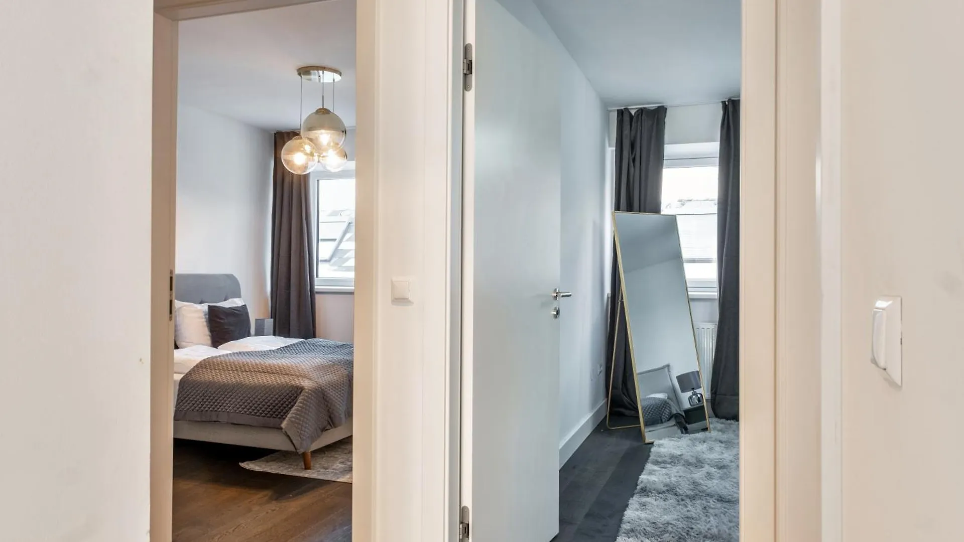 Long Term Stay I 7 Minutes To Inner City I At Metro Vienna Apartment